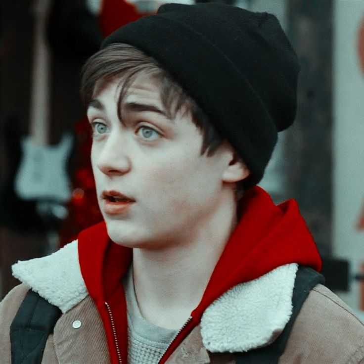 Billy Batson di Film Shazam! - Majalahkartini.com