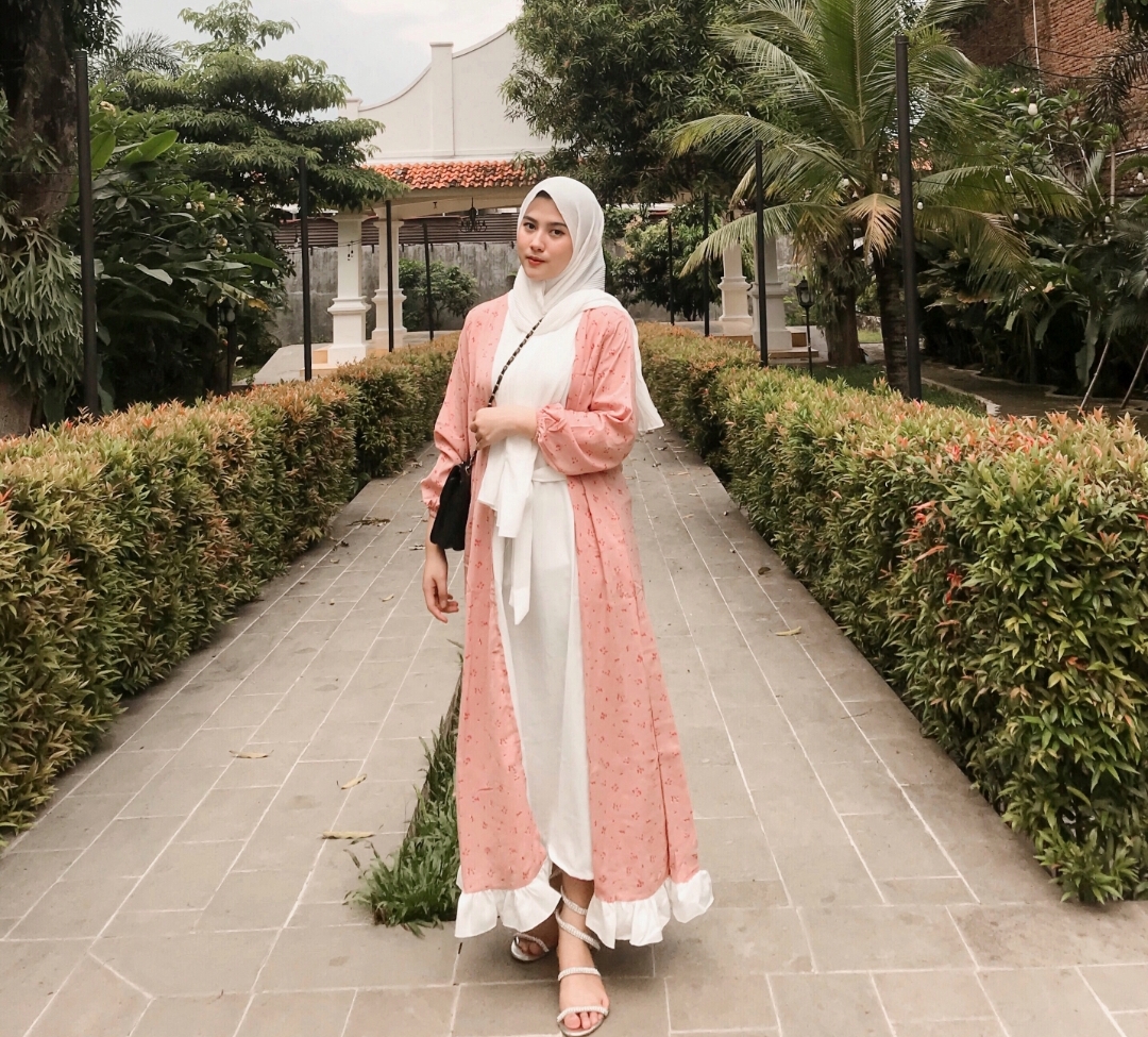 Sekar Rahayu, Sukses sebagai Influencer Cantik di Usia 19 Tahun_Majalahkartini.com 