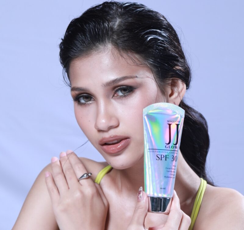 MS Glow Berinovasi dengan Relaunch Produk JJ Glow 2 MS Glow Berinovasi dengan Relaunch Produk JJ Glow_Majalahkartini.com