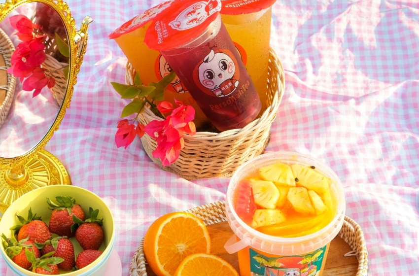  Menyelami Dunia Teh Buah dalam Ember Bersama WEDRINK