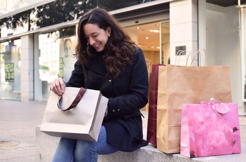  4 Tips Aman Berbelanja di Musim Liburan