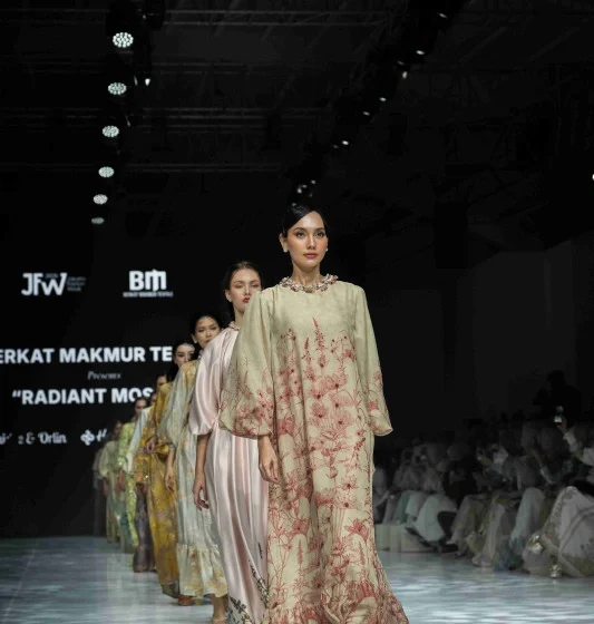  Heaven Lights Membawa Koleksi Privé-nya, “Reveriê”, Sebuah Persembahan Keanggunan di JFW 2026